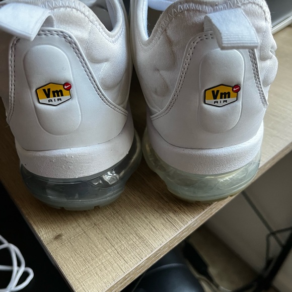 Nike Air Vapormax plus White - Picture 7 of 11